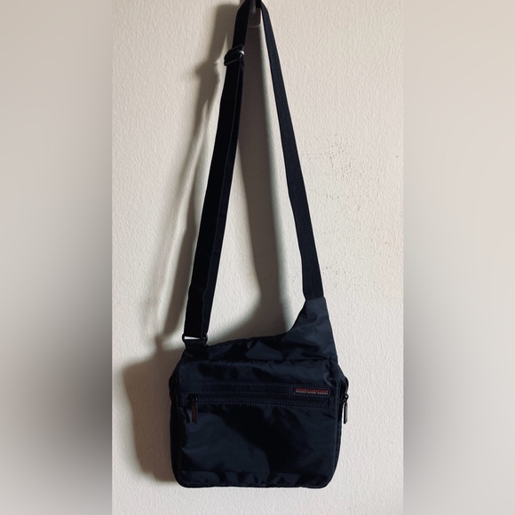 HEDGREN - UNISEX CROSSBODY BAG - Black - Brand New Condition! Water-Repellent! - Picture 2 of 9